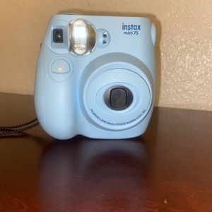 Fuji Films Instax Mini 7s